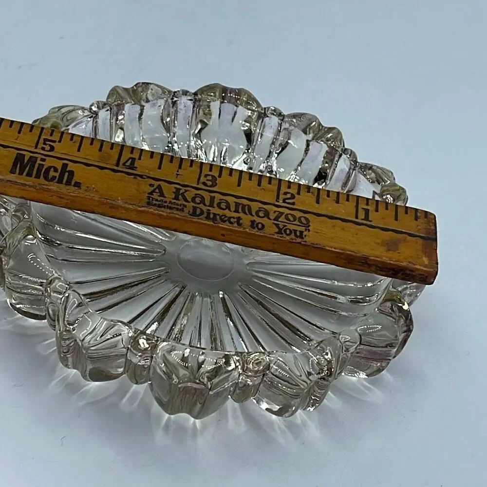 Vintage Hazel Atlas clear 1960’s nesting ashtray. - Picture 3 of 6